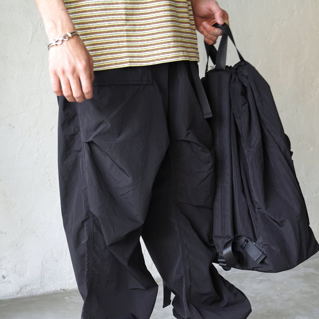 NoiR / 2WAY Light daypack