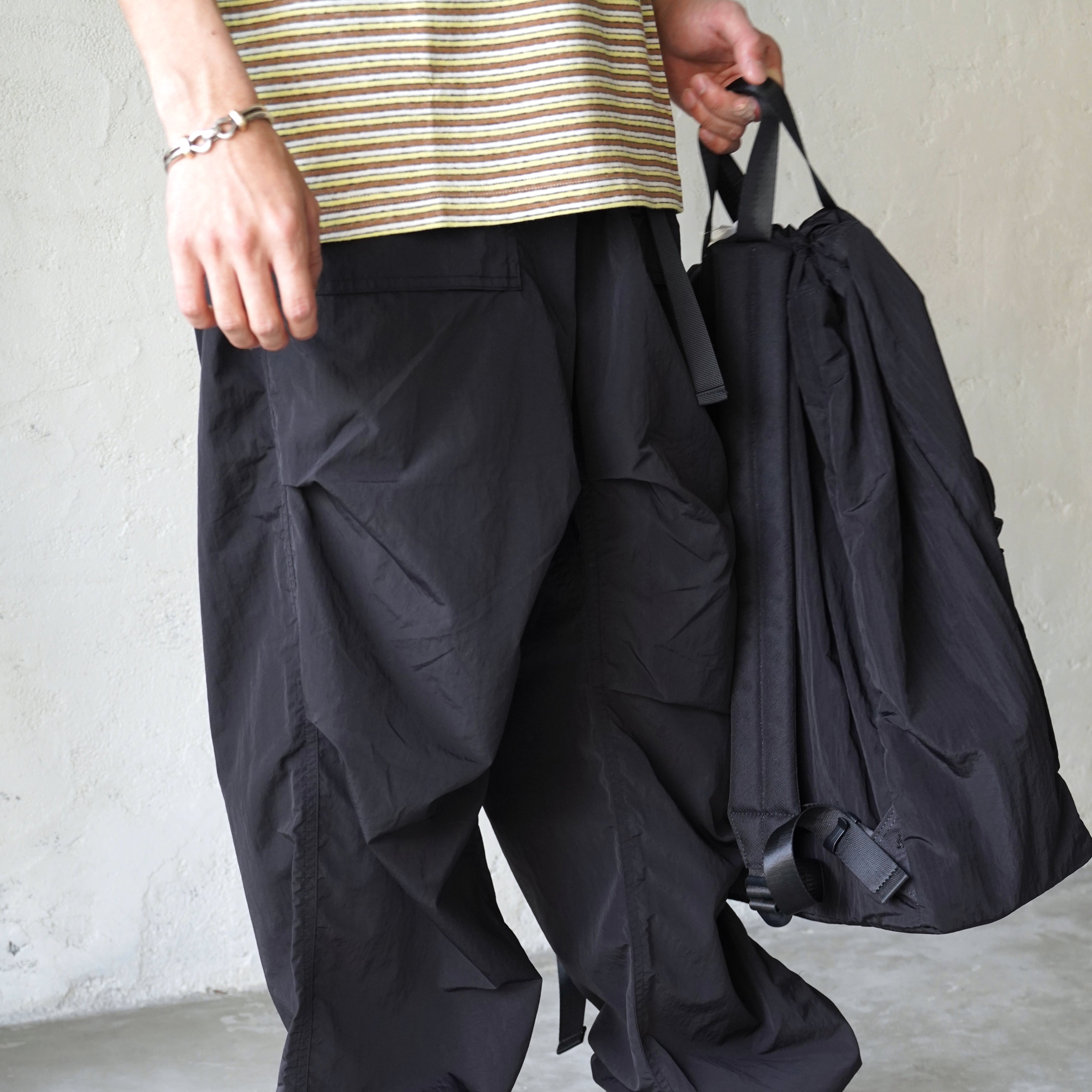 NoiR / 2WAY Light daypack