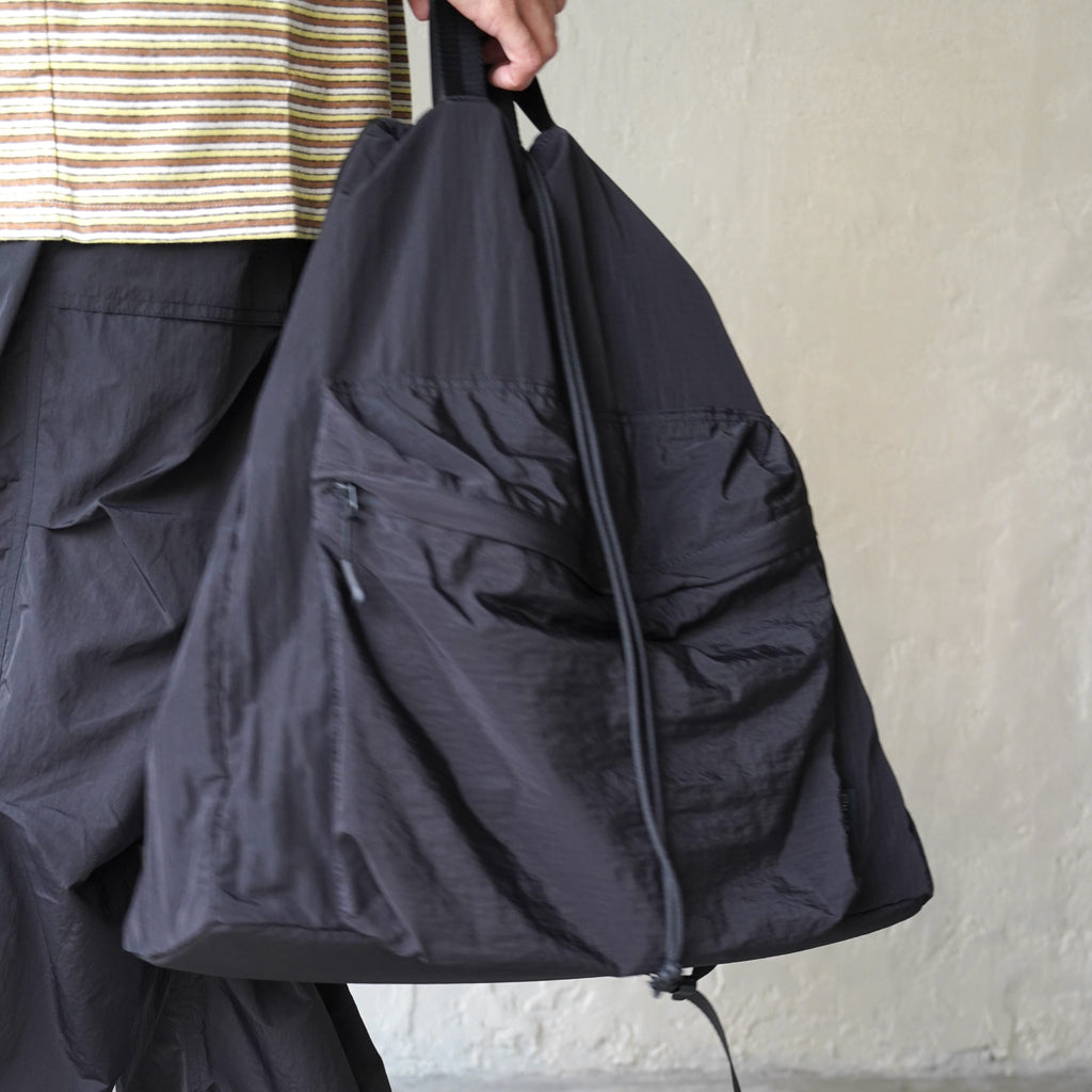 NoiR / 2WAY Light daypack