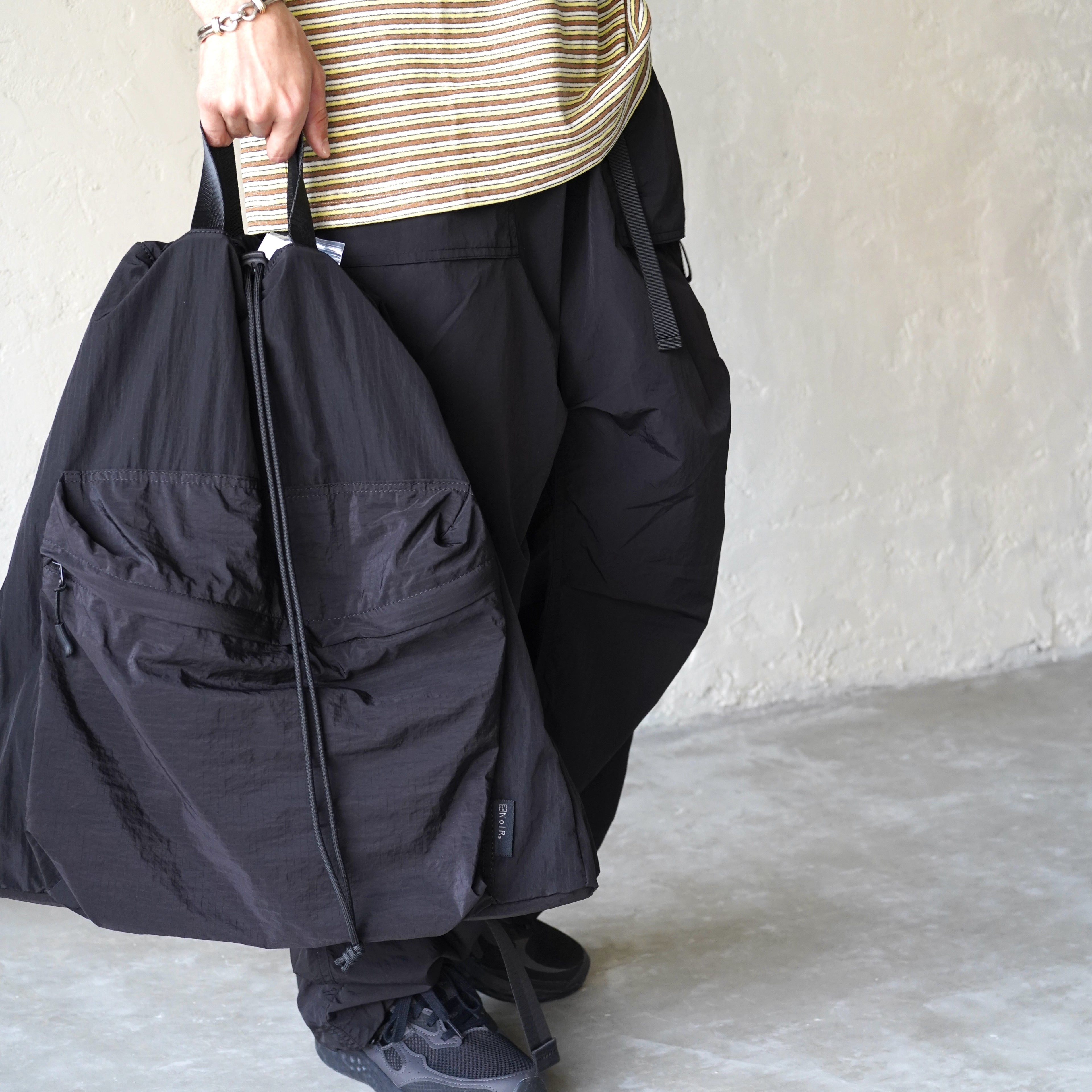 NoiR / 2WAY Light daypack
