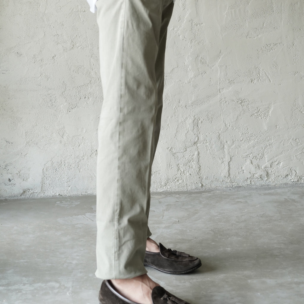 INCOTEX / 4 Season Stretch Gabardine Tapered Pants 100型 コットンパンツ