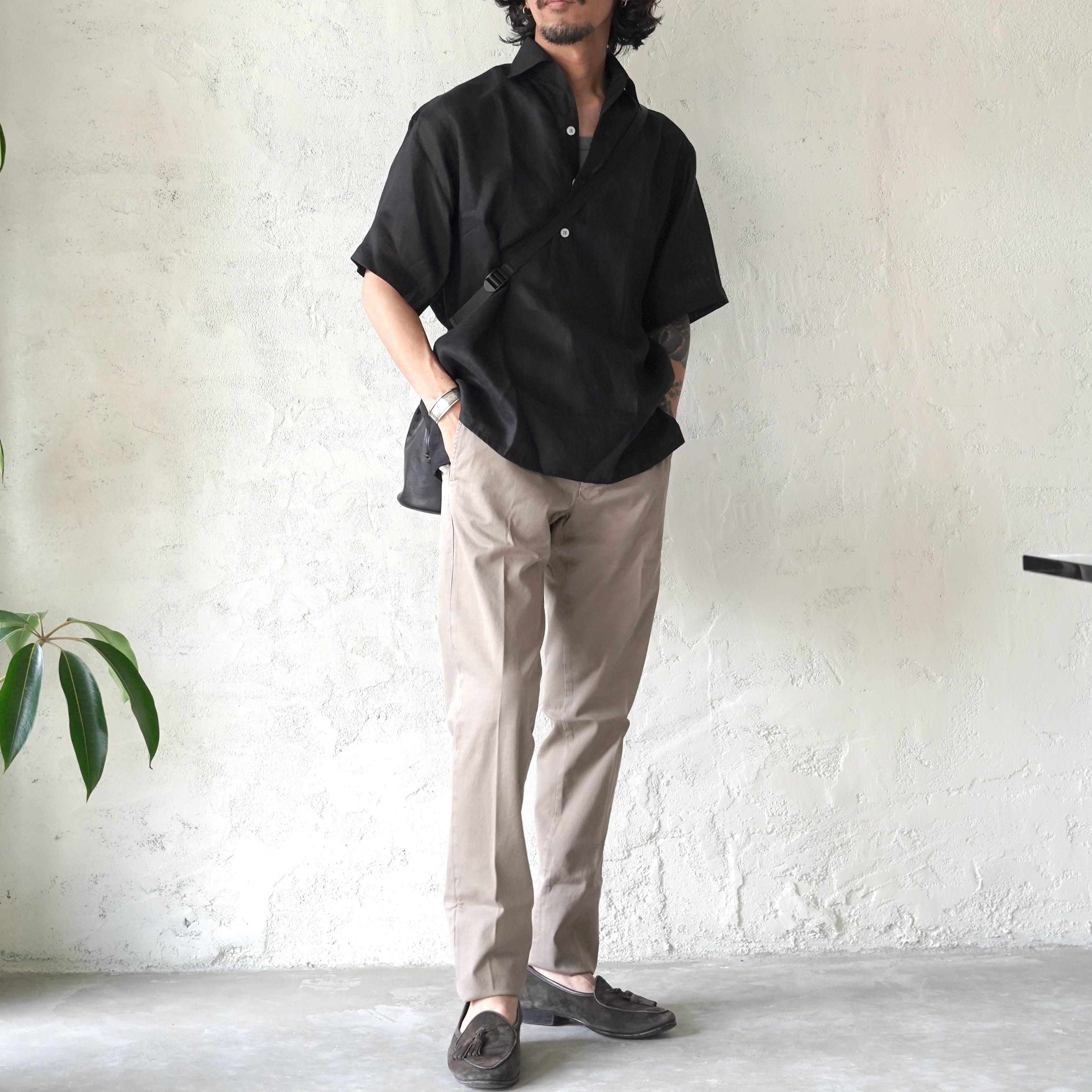 INCOTEX / 4 Season Stretch Gabardine Tapered Pants 100型 コットンパンツ