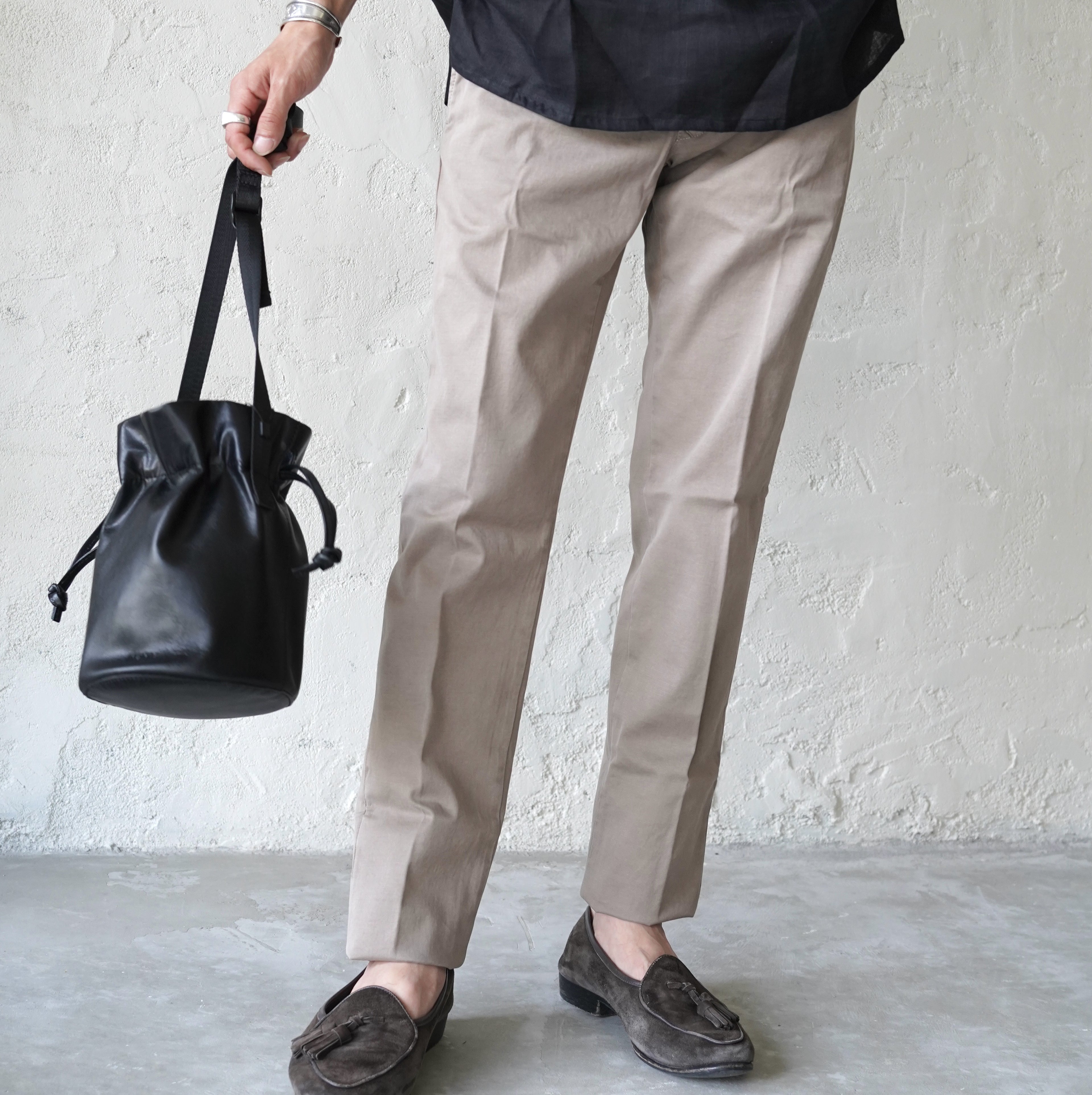 INCOTEX / 4 Season Stretch Gabardine Tapered Pants 100型 コットンパンツ