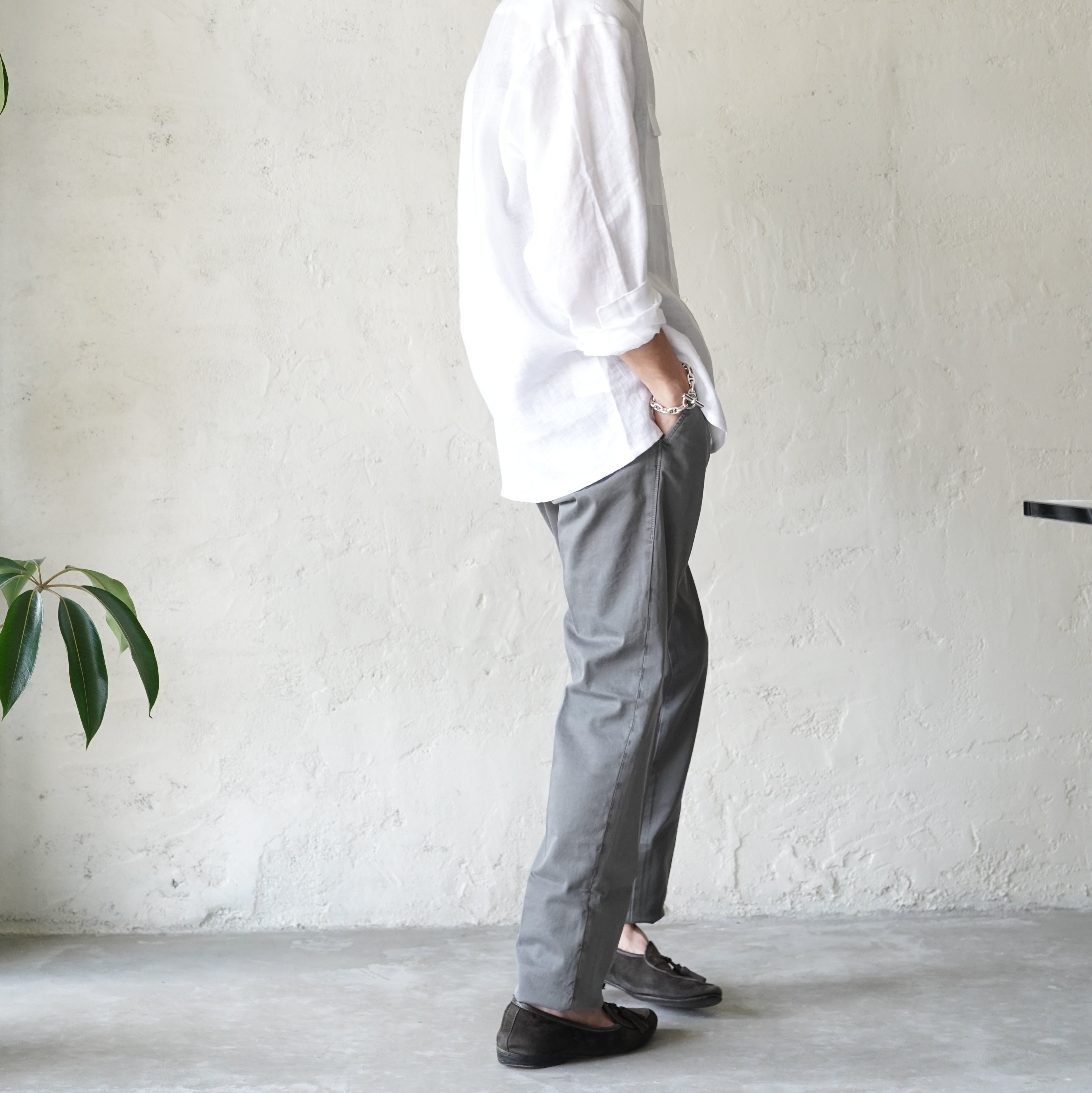 INCOTEX / 4 Season Stretch Gabardine Tapered Pants 100型 コットンパンツ