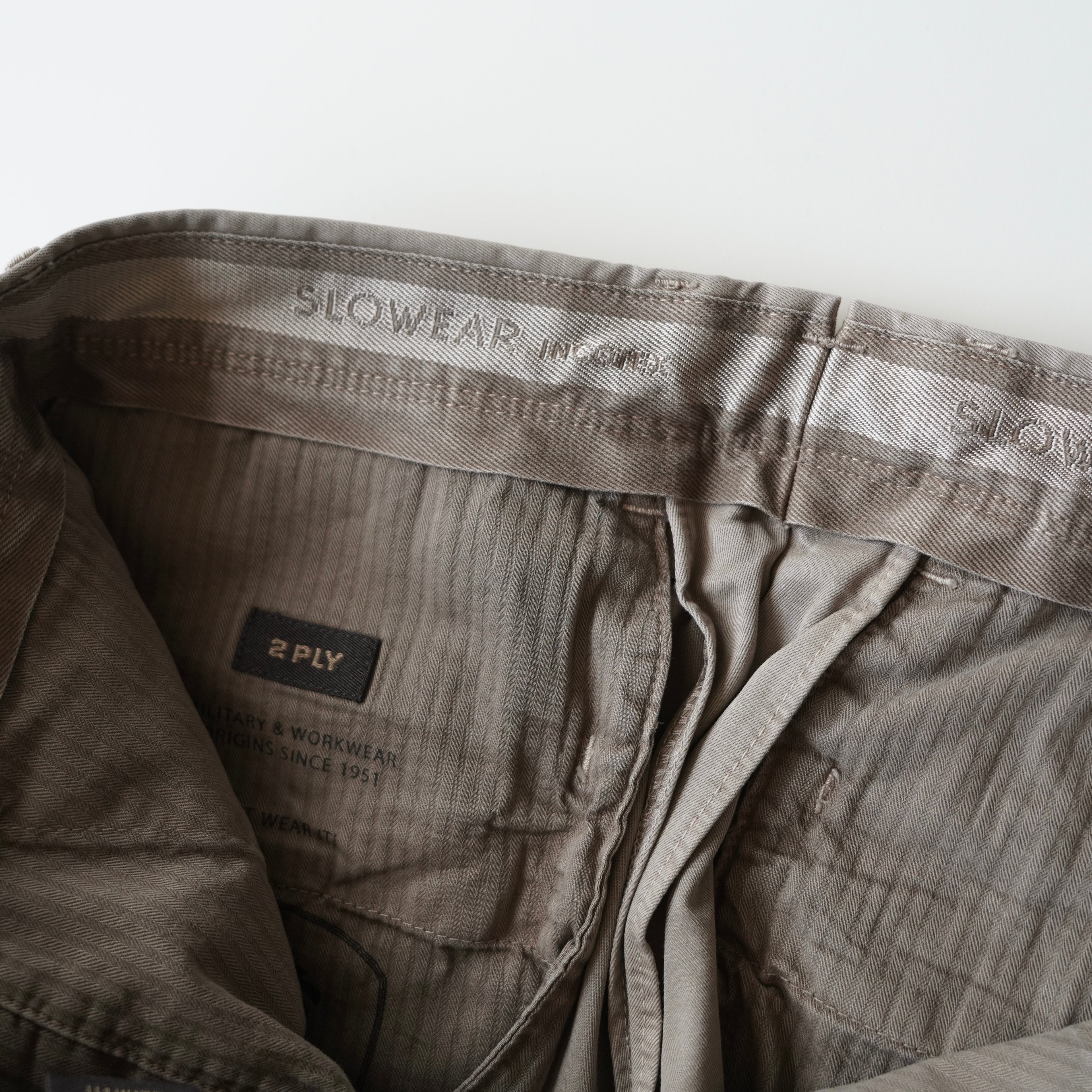 INCOTEX / 4 Season Stretch Gabardine Tapered Pants 100型 コットンパンツ