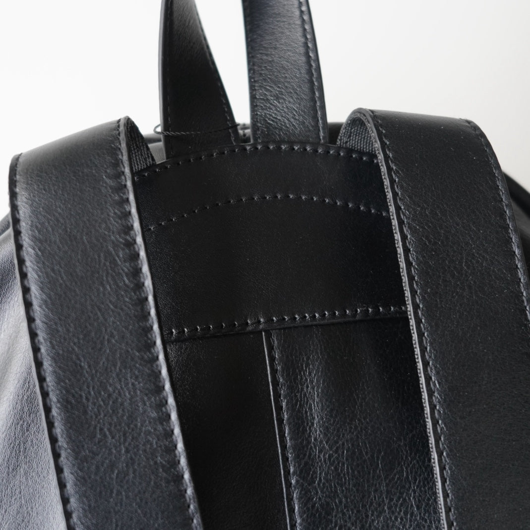 INCIPIT / BACKPACK
