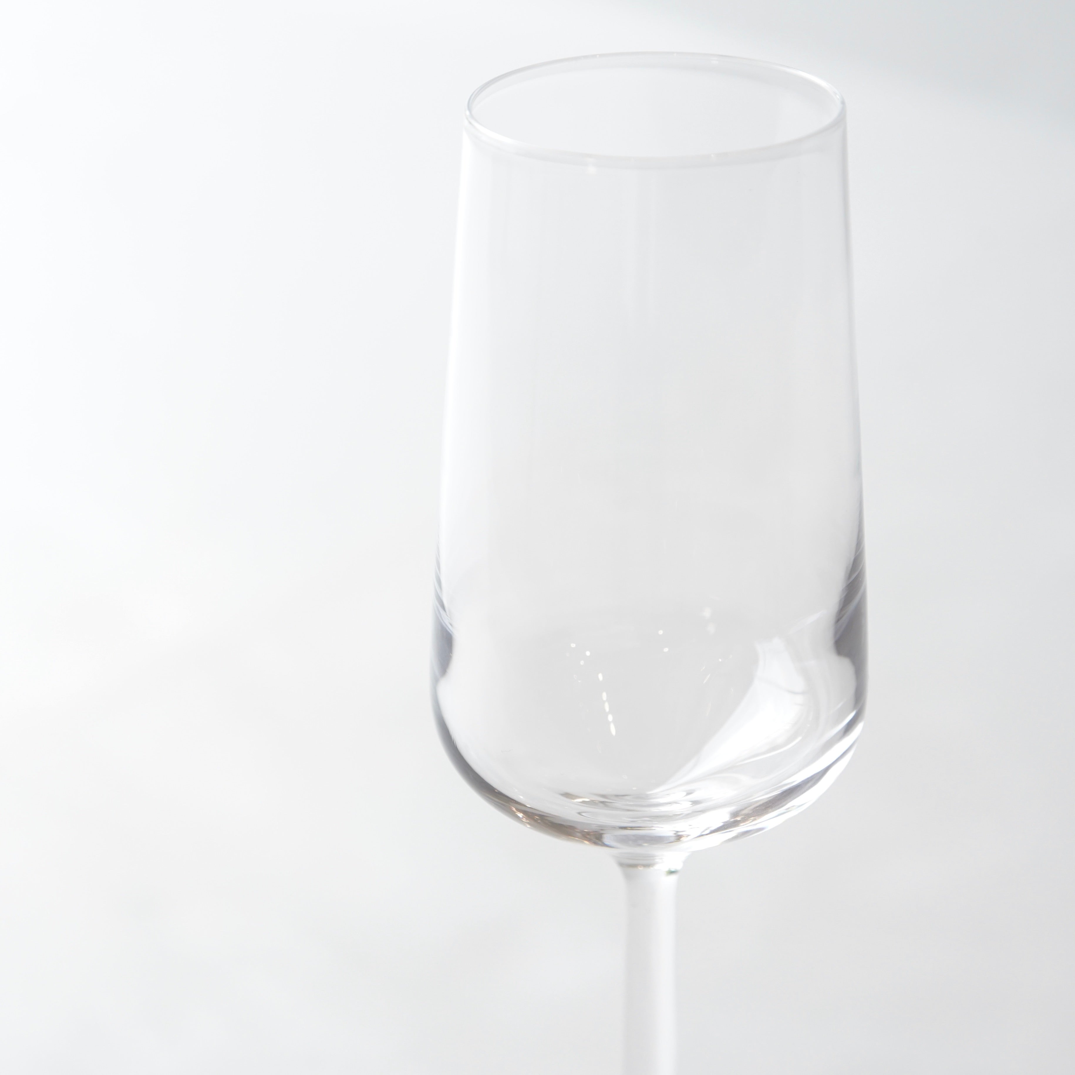 IITTALA / Essence series ワイングラス