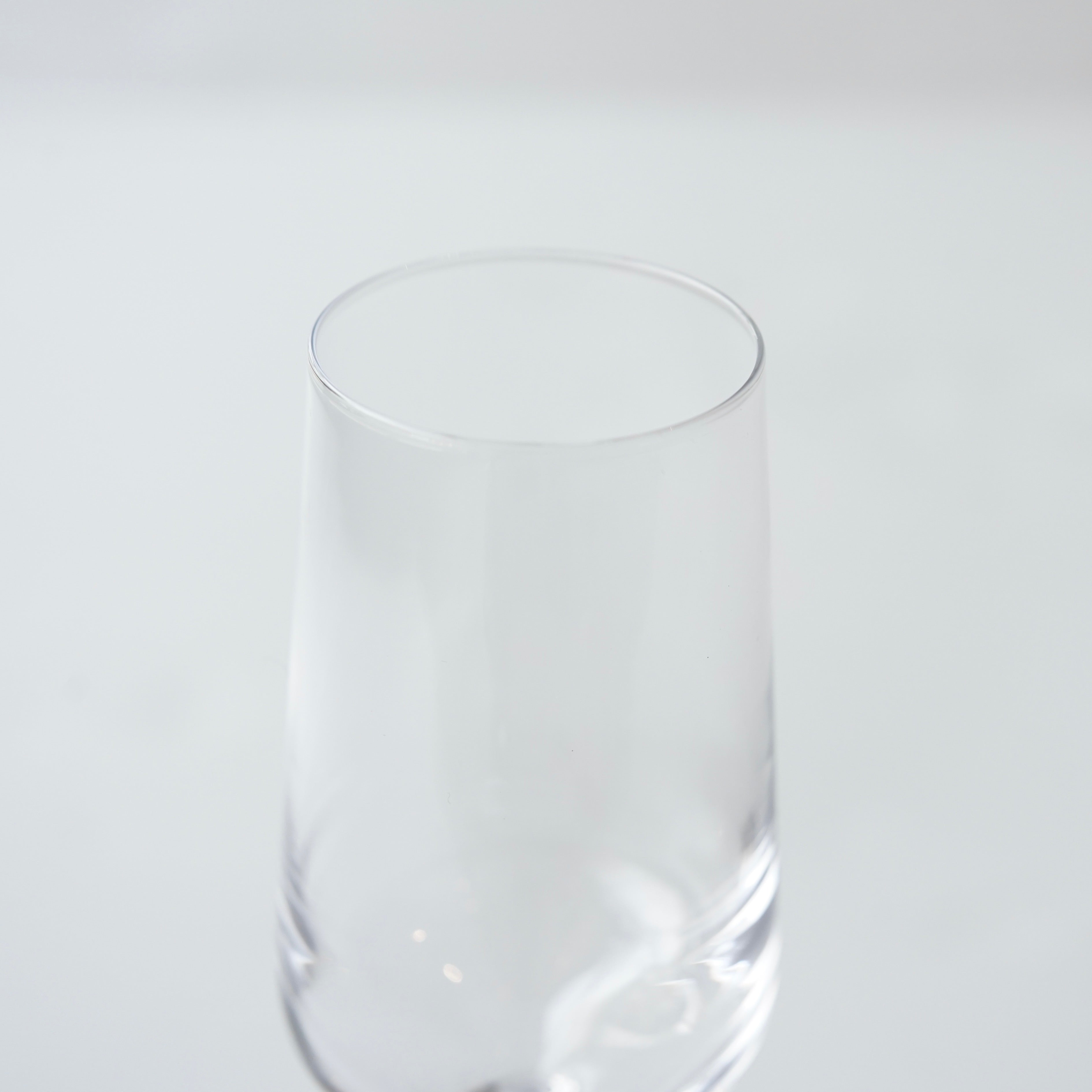 IITTALA / Essence series ワイングラス