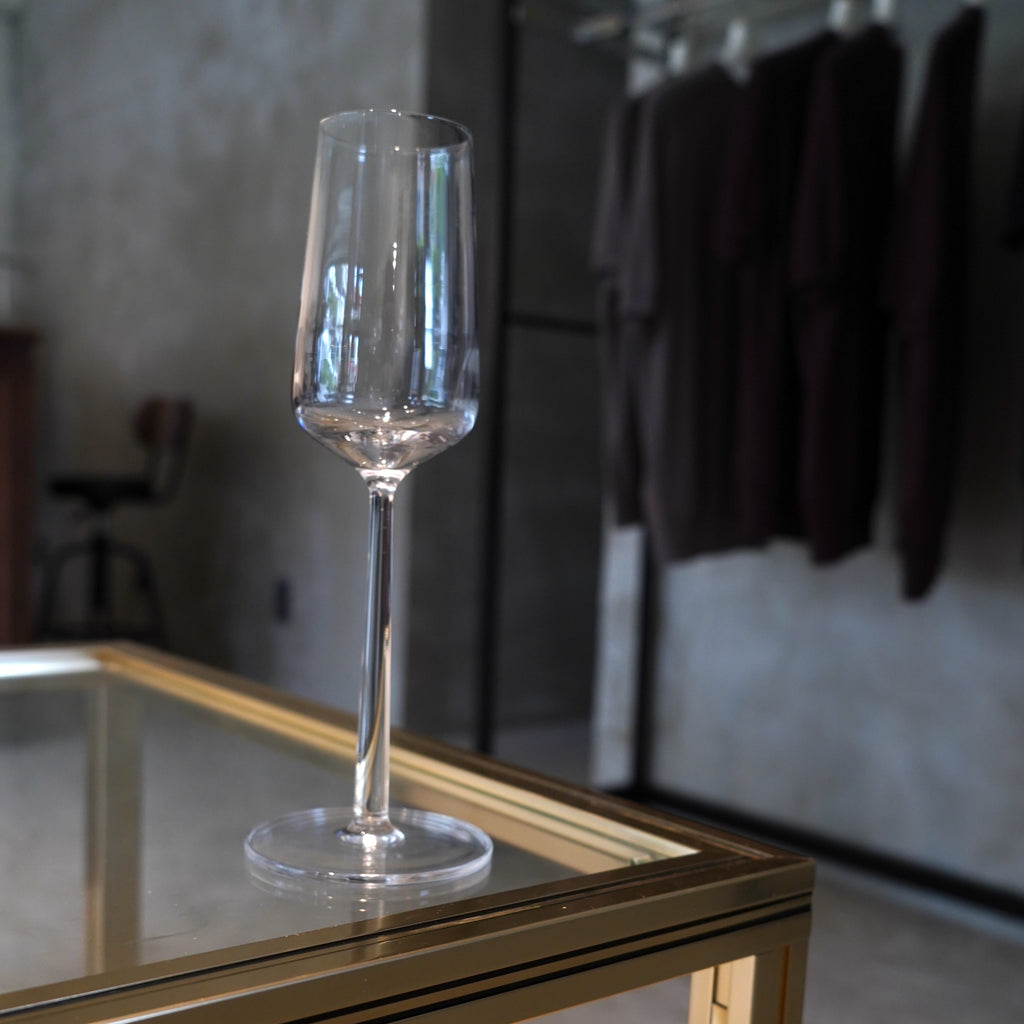 IITTALA / Essence series ワイングラス