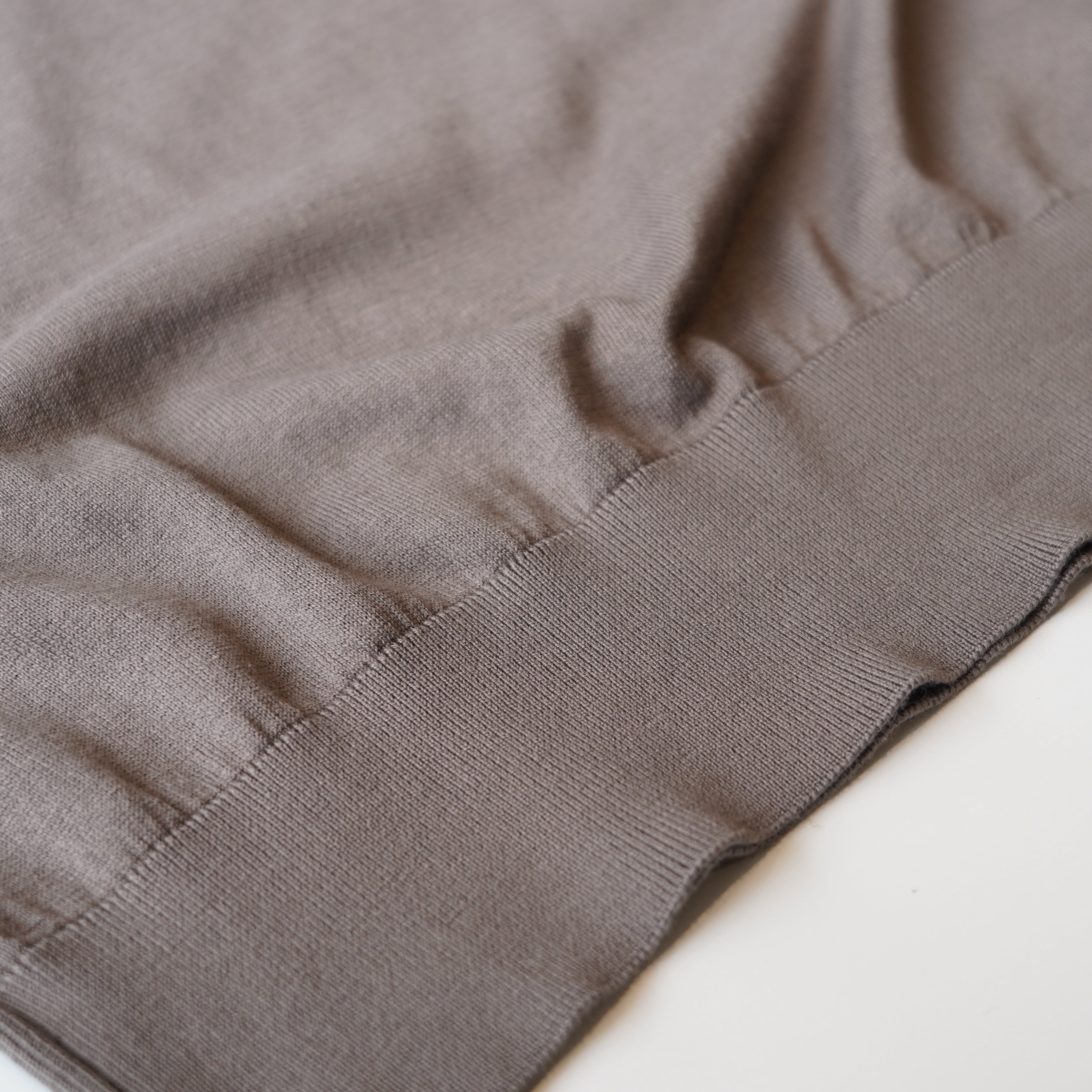JOHN SMEDLEY / KEMPTON クルーネック半袖ニット