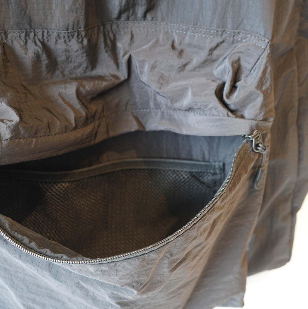 NoiR / 2WAY Light daypack