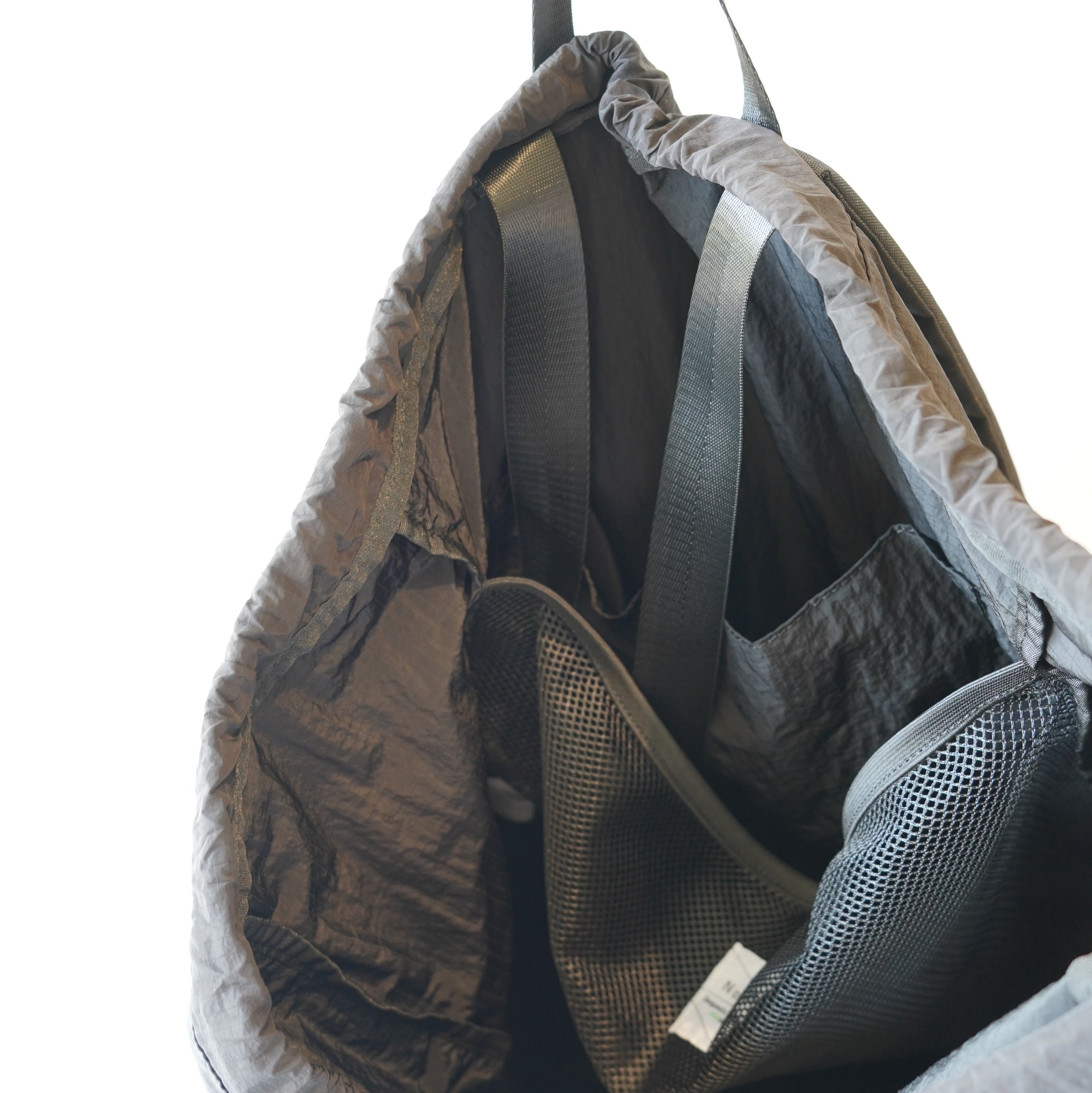 NoiR / 2WAY Light daypack