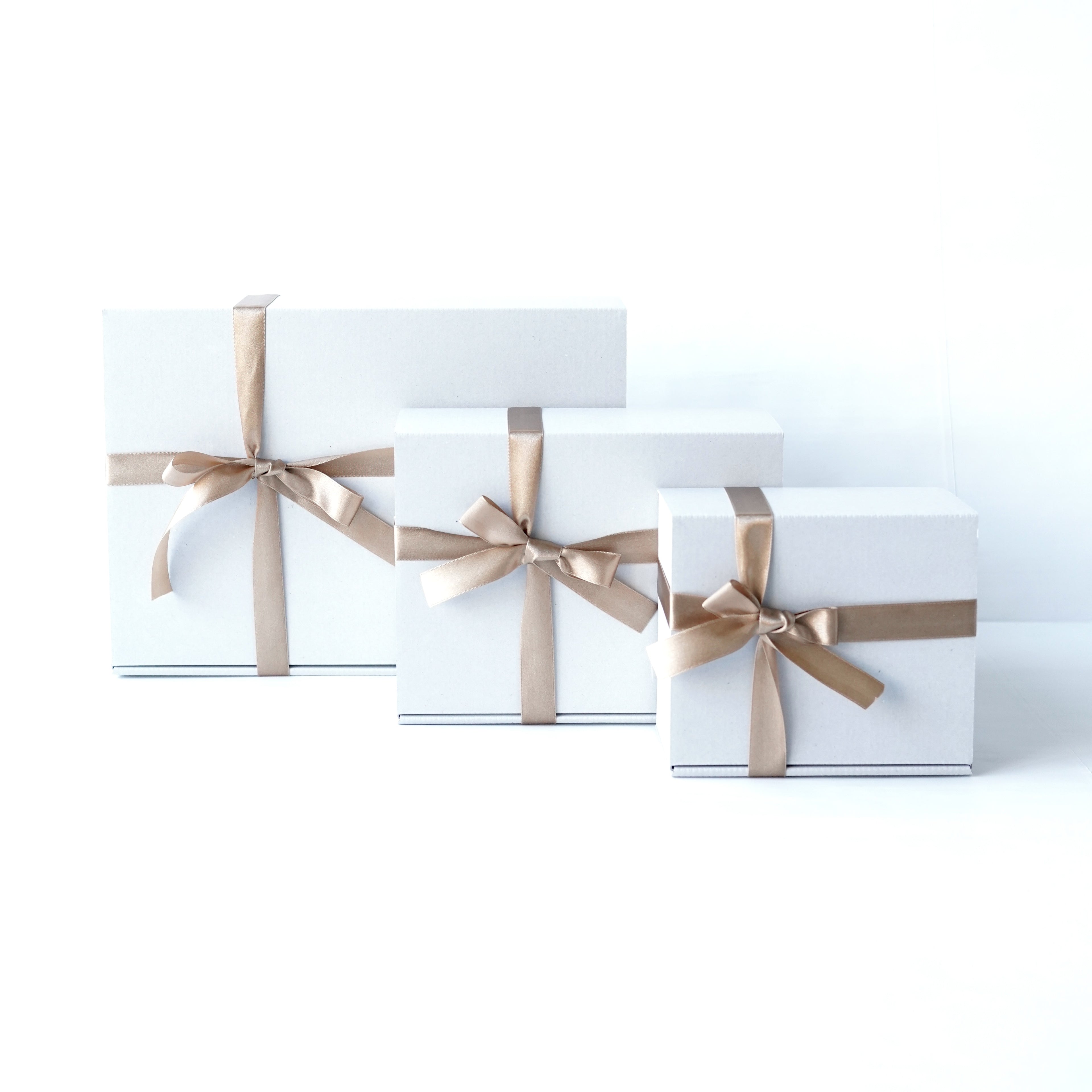 GIFT WRAPPING