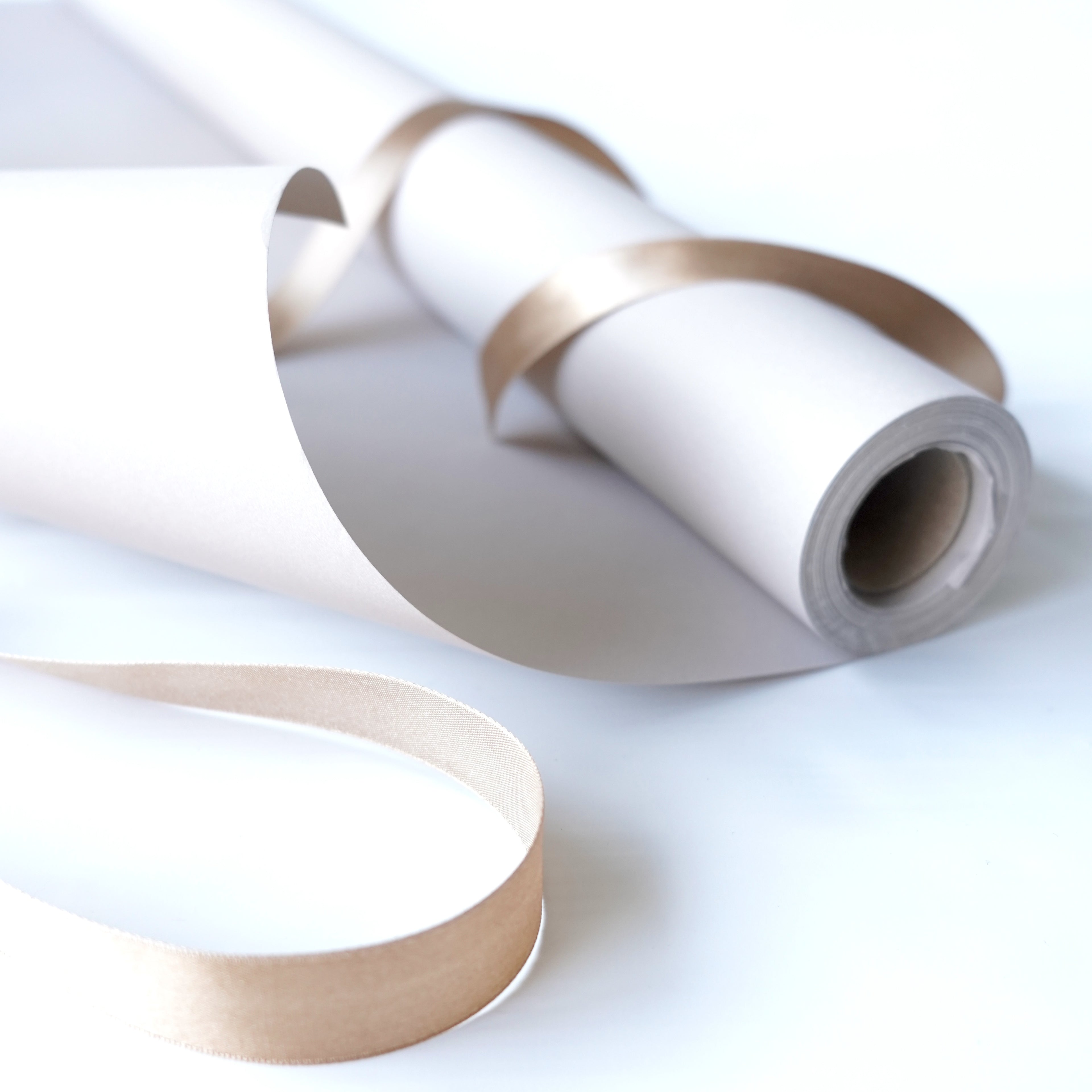 GIFT WRAPPING
